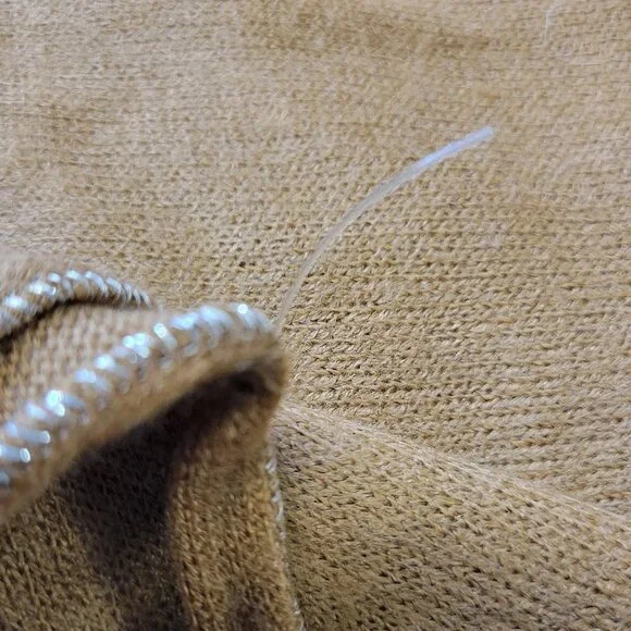 Brown Rectangular Scarf - Picture 7 of 7